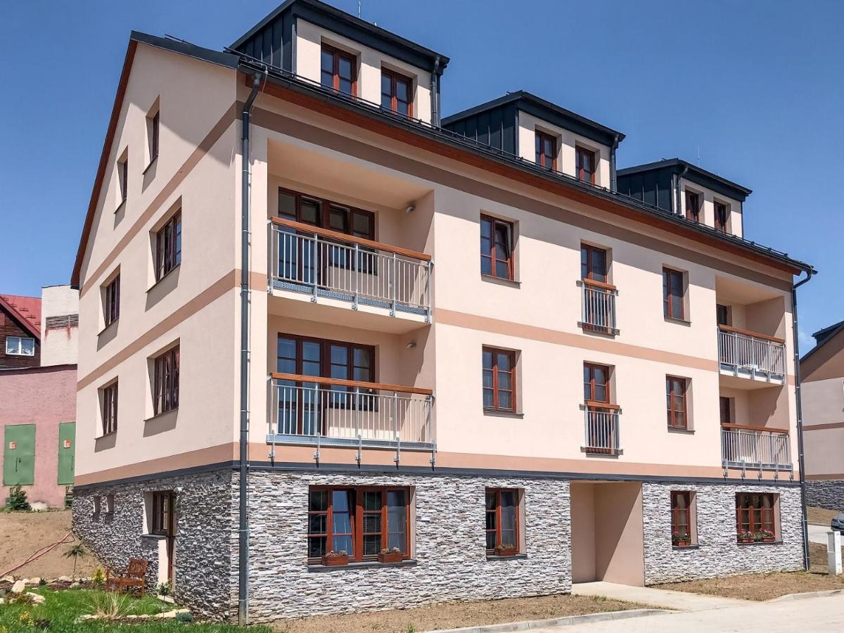 Apartman Hubert Kasperske Hory Exterior foto